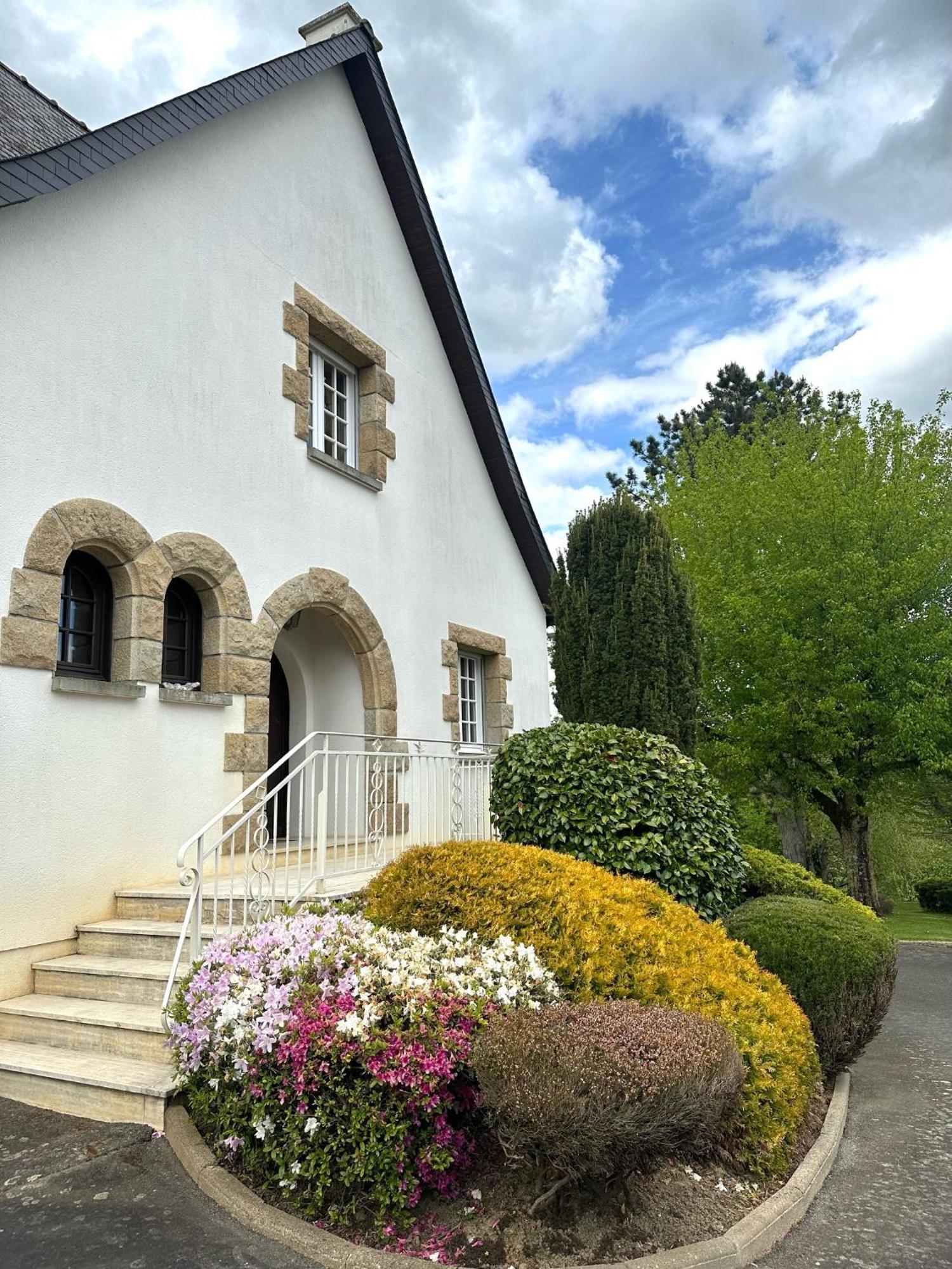 Les Tulipes Bed and Breakfast Antrain Buitenkant foto